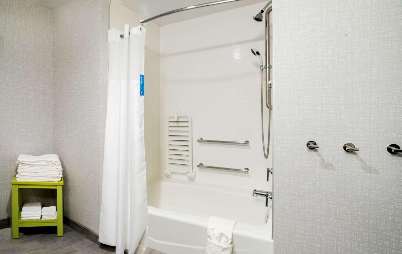 Hampton Inn Riverside March Air Force Base, Ca Esterno foto
